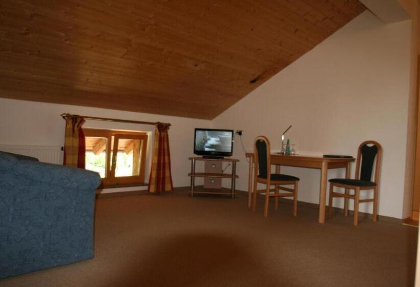 침실 1개 발코니 아파트, Cafe Hanfstingl