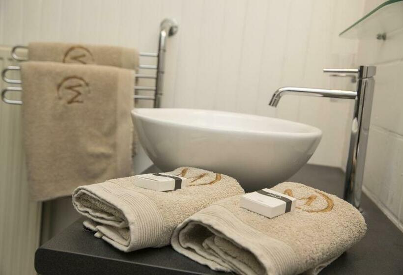 スタンダードルーム, De Maretak