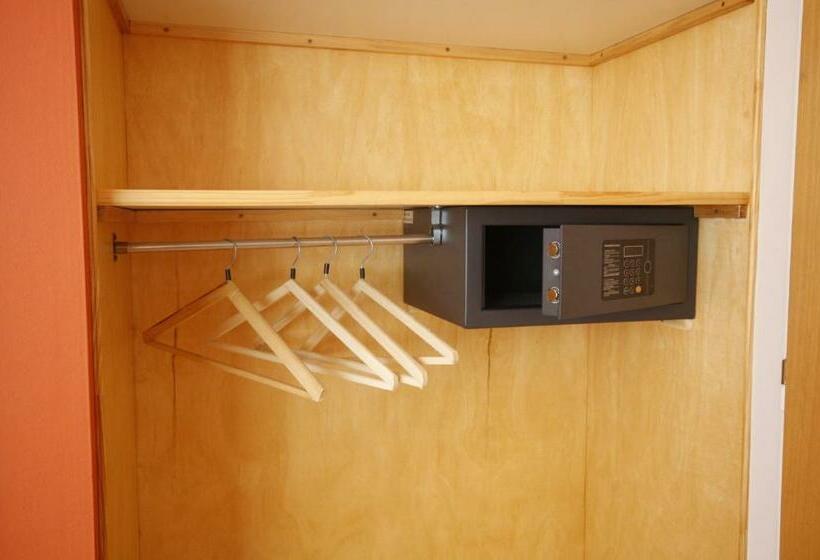 اتاق سوپریور چهار تخته, El Gualicho Hostel