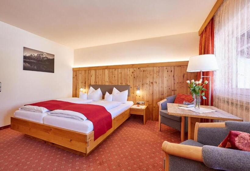 غرفة كمفورت مع بلكونة, Franziska