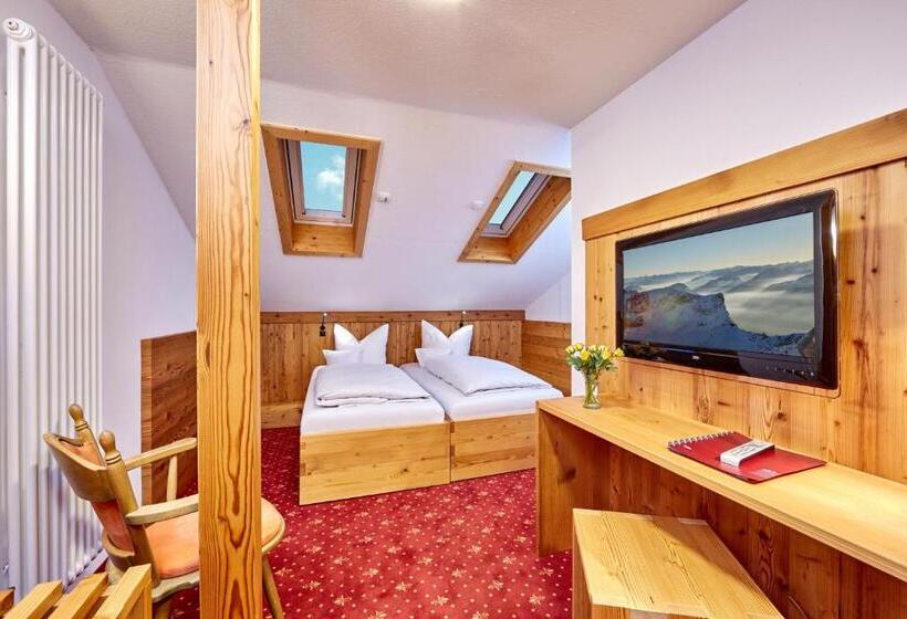 غرفة سوبيريور مزودة بشرفة, Franziska