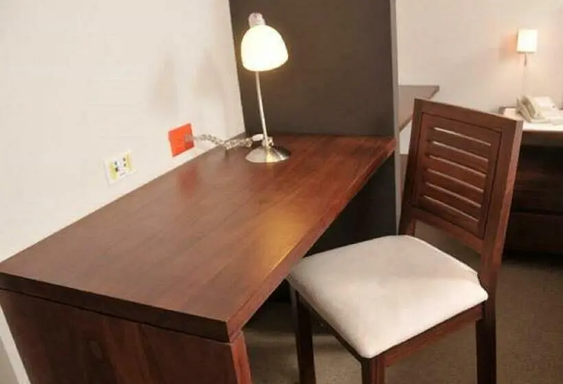 اتاق استاندارد, City Express By Marriott Esteli