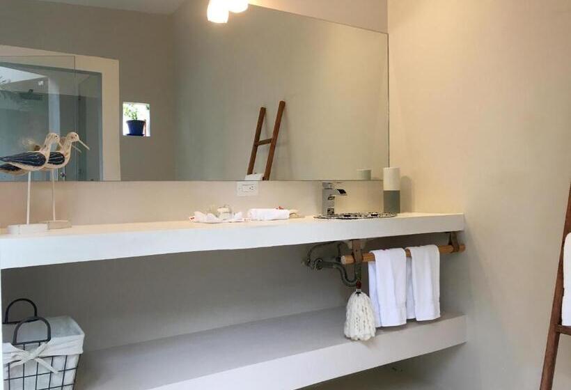 豪华套房, La Ramona Charming