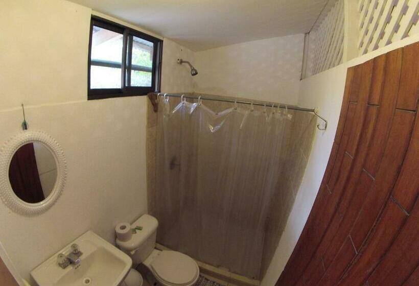 Quarto Triplo Estandar, Laureles Collection Uvita   Cabinas Los Laureles