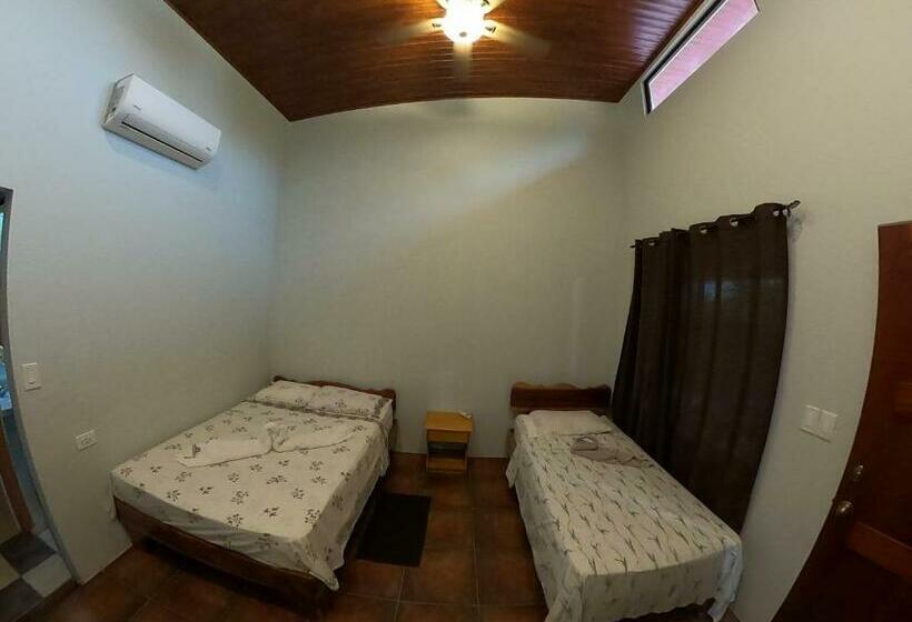 Quarto Triplo Estandar, Laureles Collection Uvita   Cabinas Los Laureles