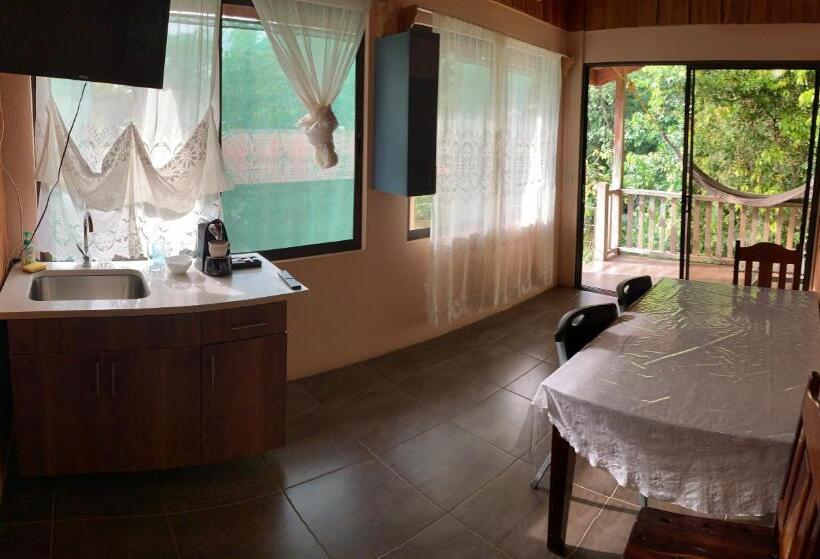 اتاق استاندارد چهارنفره با چشم‌انداز باغ, Laureles Collection Uvita   Cabinas Los Laureles