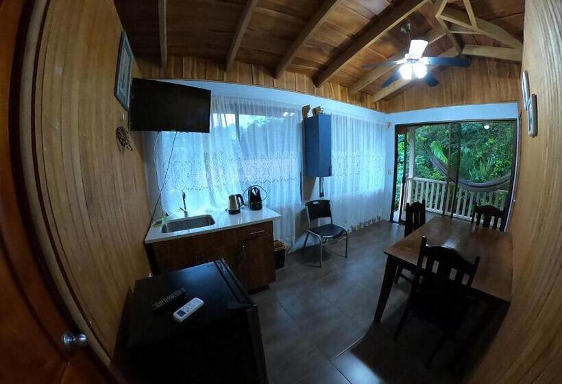 اتاق استاندارد چهارنفره با چشم‌انداز باغ, Laureles Collection Uvita   Cabinas Los Laureles