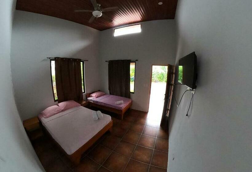 Quarto Triplo Estandar, Laureles Collection Uvita   Cabinas Los Laureles
