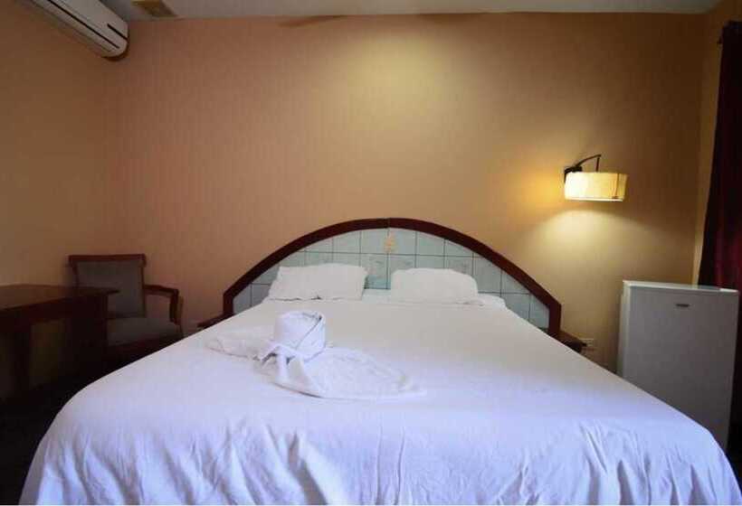 Familienzimmer, Naranjal