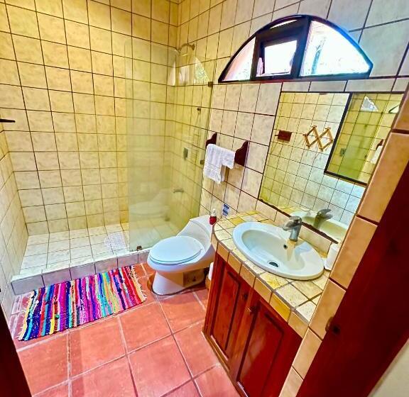 استودیو استاندارد با بالکن, Pacifica Surf Studios