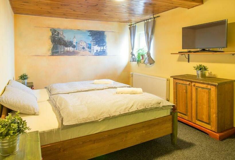 חדר סטנדרט, Plesivec