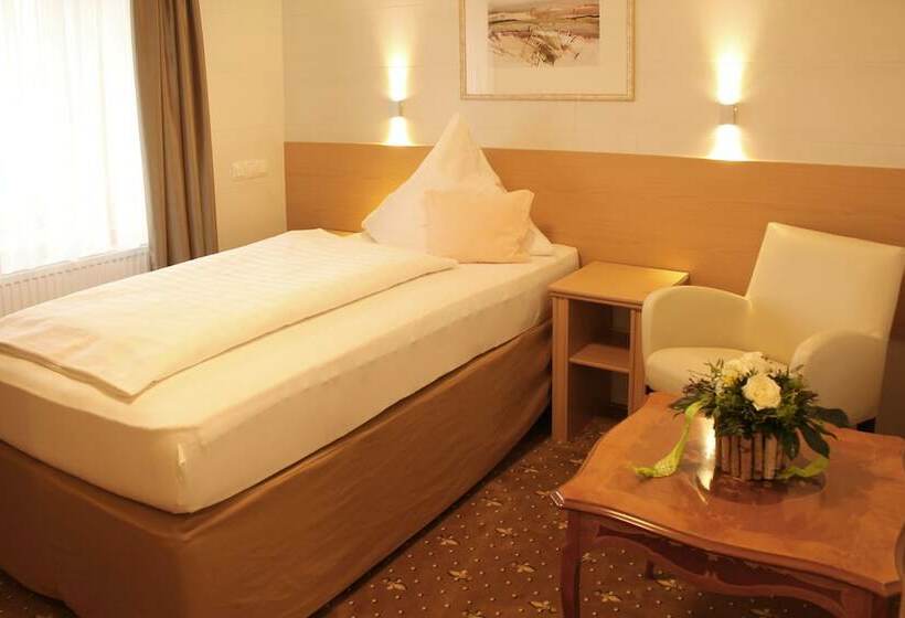Quarto Estandar Individual, & Restaurant Bei Baki