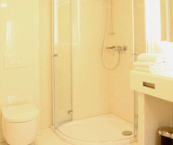 غرفة قياسية, & Restaurant Bei Baki