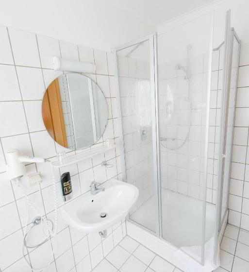 四人标准间, Rhönhof