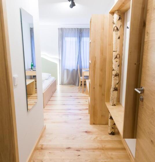 高级单人间, Rhönhof