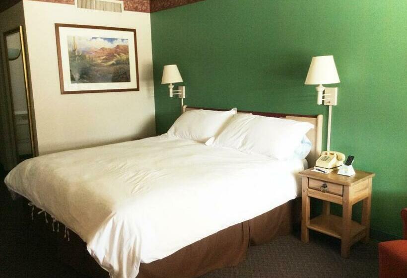 מיטת קינג בסוויטה, Howard Johnson By Wyndham Springerville