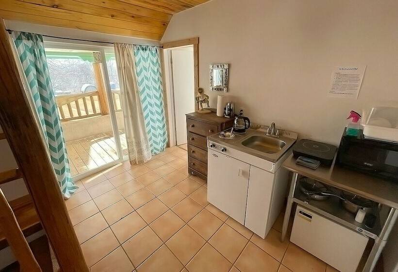 带观景的标准工作室, Snowmansion Taos Adventure Lodge