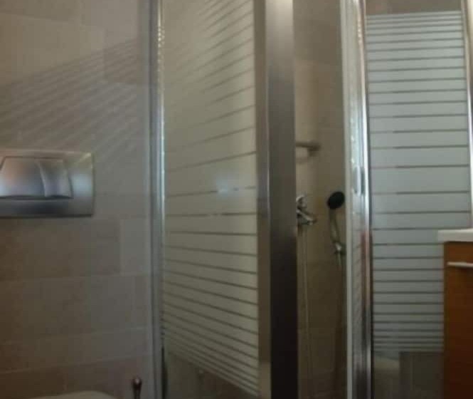 חדר דלוקס יחיד, Thalia Rooms