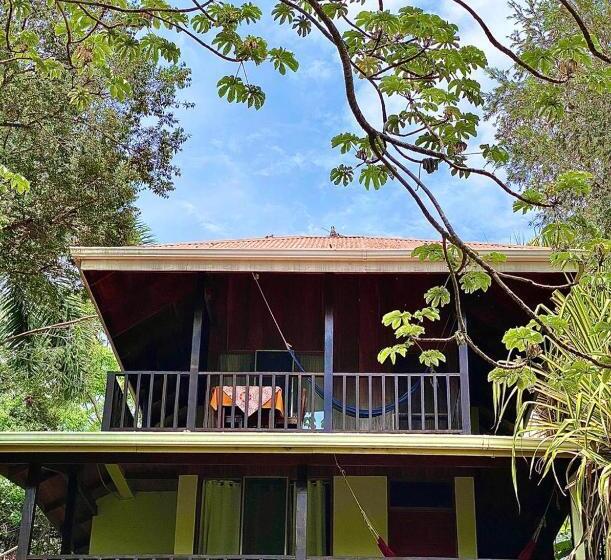 بنجلو قياسى, Villas De La Colina