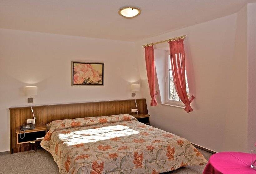 수피리어 룸, Weberhof