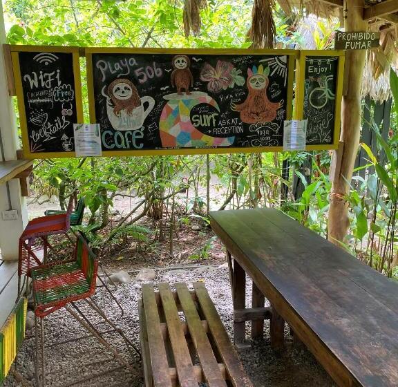 장애인용 디럭스룸, Playa 506 Beachfront Hostel