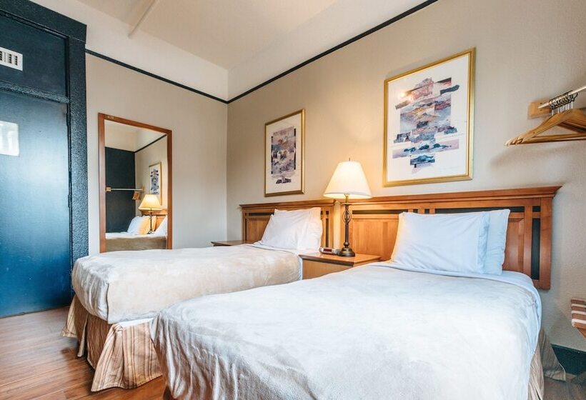 带共用浴室的标准房间, Ambassador Hostel