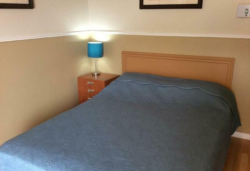 Номер Стандарт, Auberge Du Lac Beauchamp