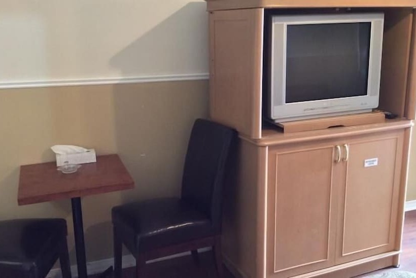 Номер Стандарт, Auberge Du Lac Beauchamp