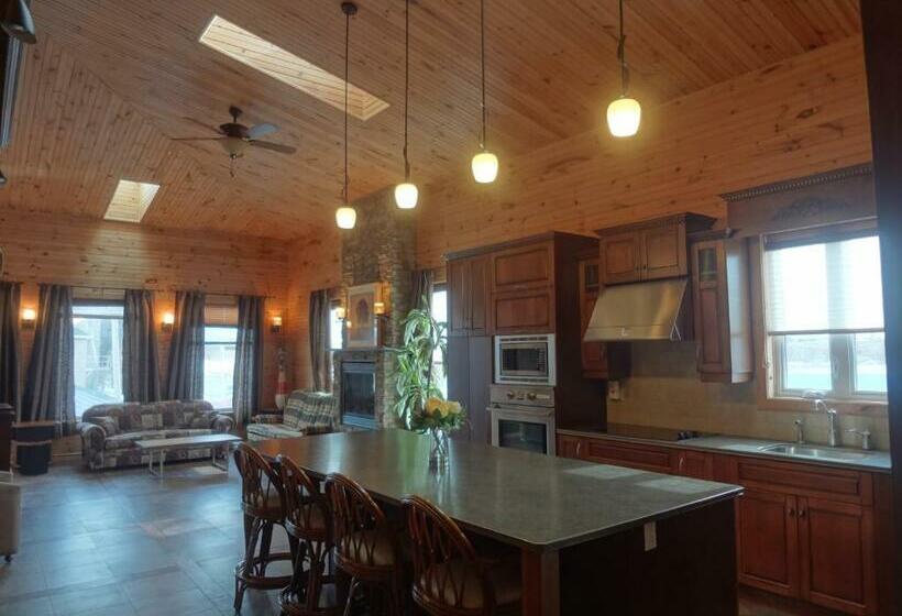 شقة ديلوكس غرفتين نوم, Citadelle