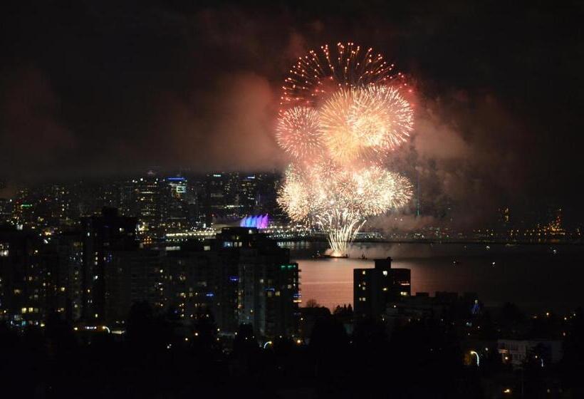 デラックススイート, Crystal S View Bed & Breakfast