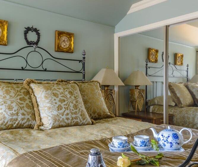 デラックススイート, Crystal S View Bed & Breakfast