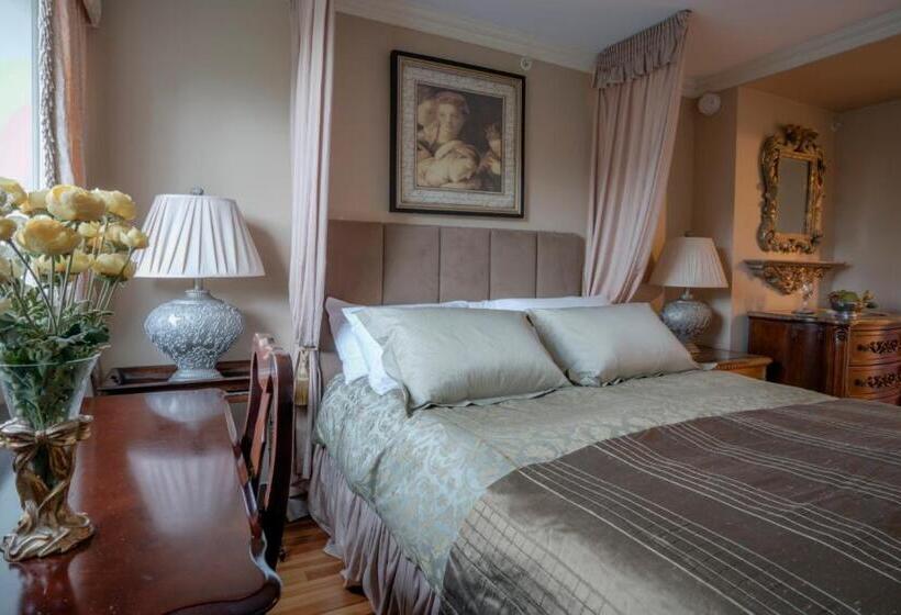 デラックススイート, Crystal S View Bed & Breakfast