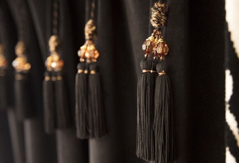 デラックススイート, Crystal S View Bed & Breakfast