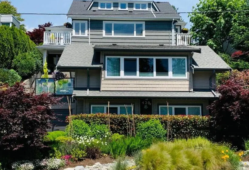 Deluxe Suite Sea View, Crystal S View Bed & Breakfast