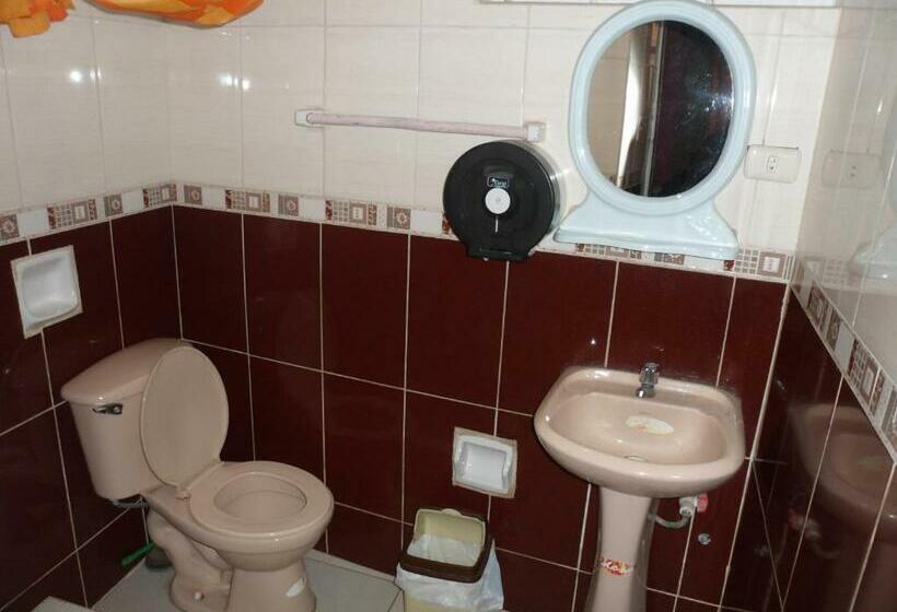 Номер Стандарт, Hostal Virgen De Las Nieves Ii