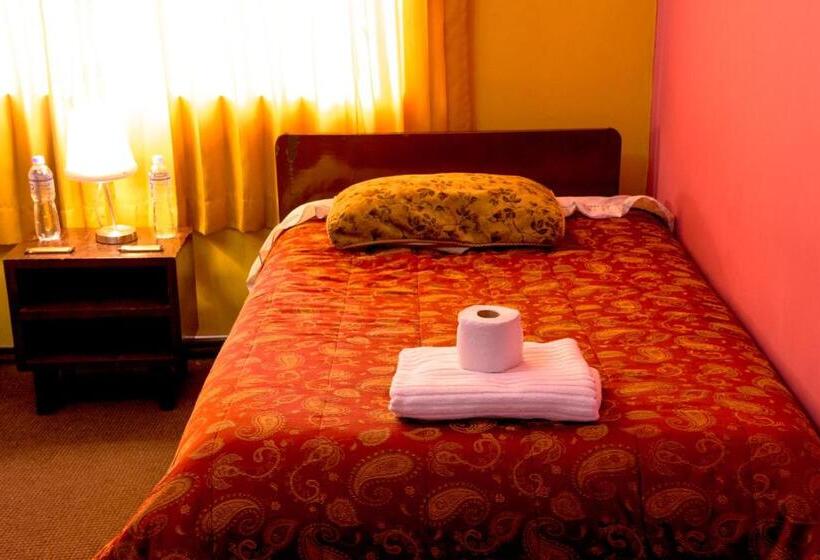 Трехместный Номер Стандарт Совместная Ванная, Hostal Virgen De Las Nieves Ii