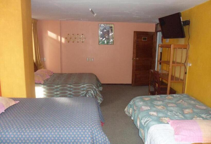 Четырехместный Номер Стандарт, Hostal Virgen De Las Nieves Ii