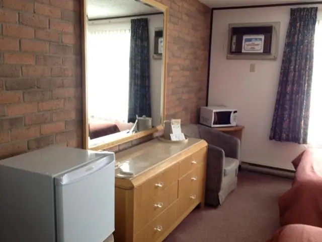 اتاق استاندارد با 2 تخت دوبل, Kc's Country Inn