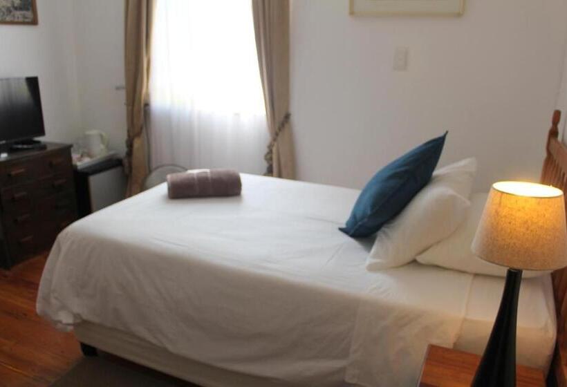 اتاق استاندارد یک نفره, Knysna Manor House