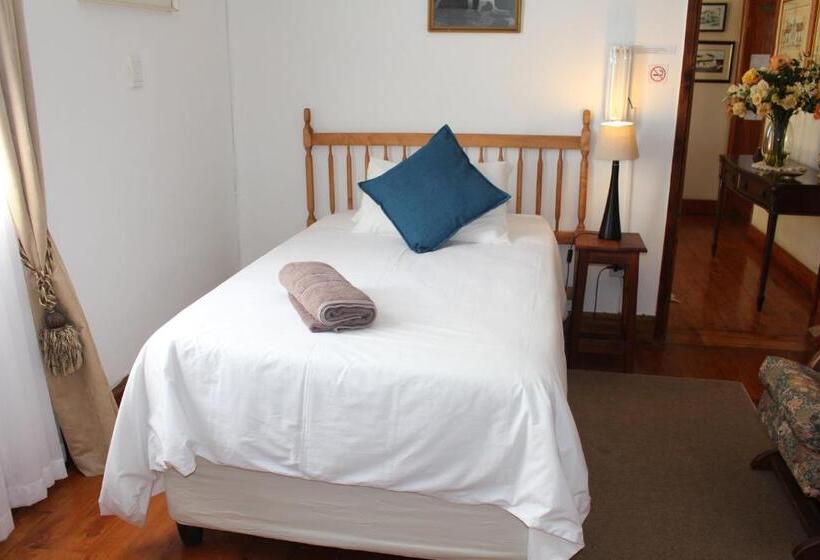 اتاق استاندارد یک نفره, Knysna Manor House