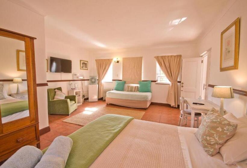 اتاق استاندارد چهار تخته, Knysna Manor House