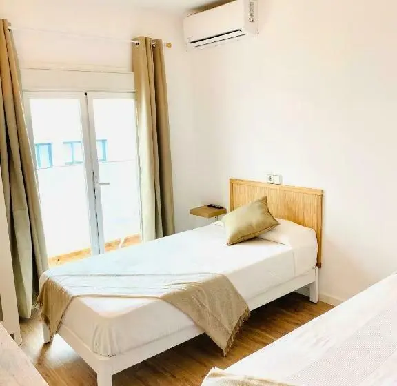 اتاق استاندارد با سرویس بهداشتی مشترک, La Bartola Guesthouse