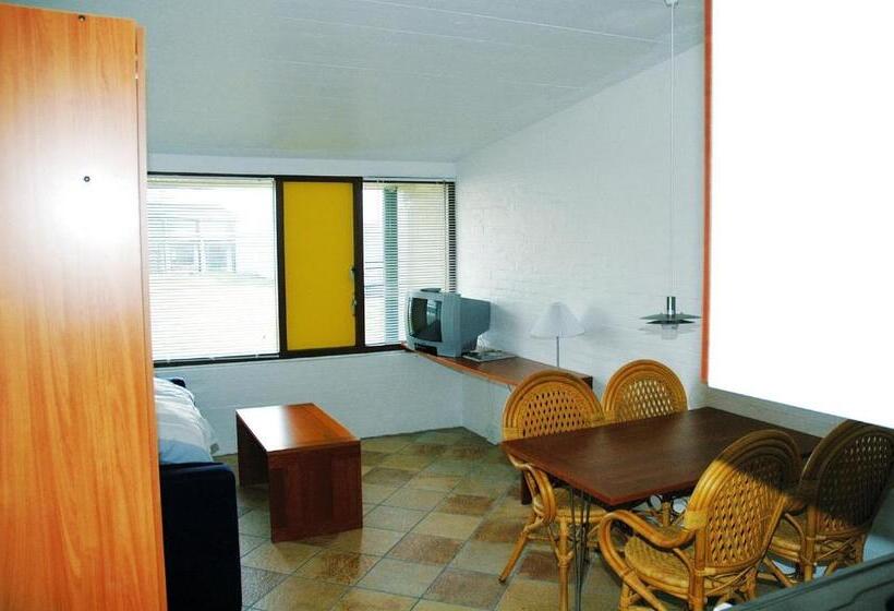 家族用アパートメント, Lakolk