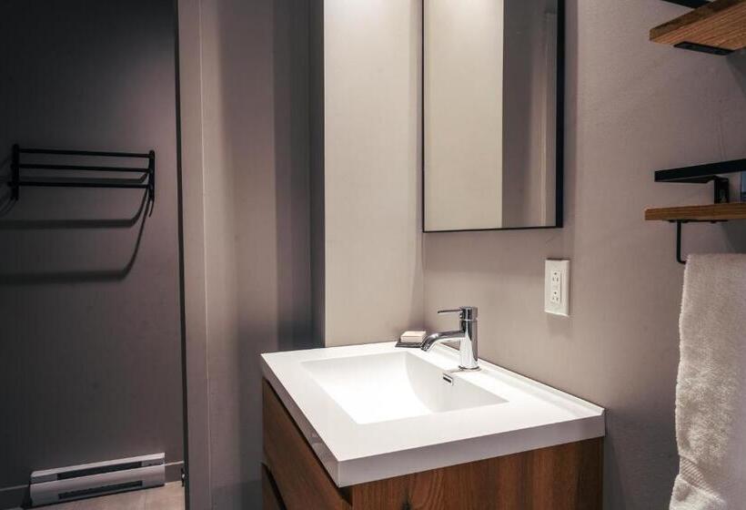 Апартаменты 2 Спальни, Mont Blanc Hôtel & Condos