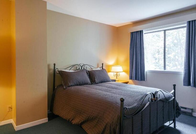 Апартаменты 3 Спальни, Mont Blanc Hôtel & Condos