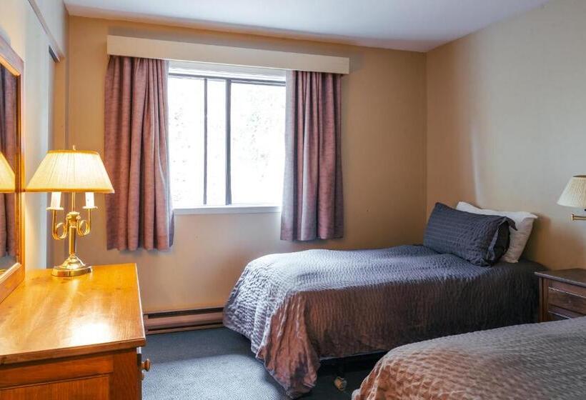 Апартаменты 3 Спальни, Mont Blanc Hôtel & Condos