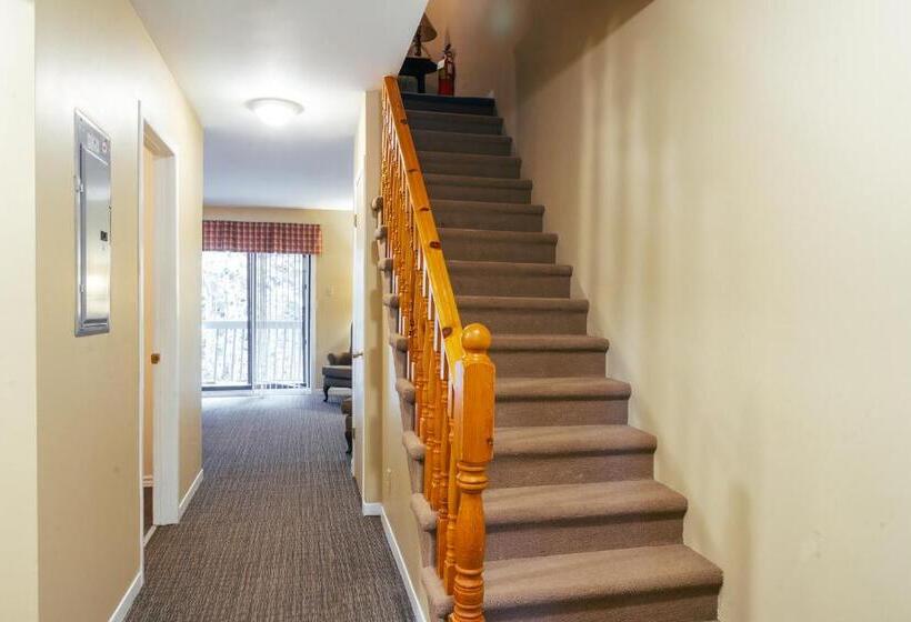 Апартаменты 3 Спальни, Mont Blanc Hôtel & Condos