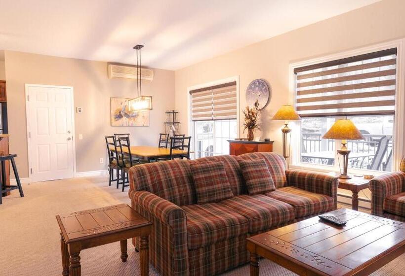 Апартаменты 2 Спальни, Mont Blanc Hôtel & Condos