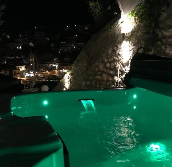 Номер Deluxe, Portadelmare Deluxe Suites