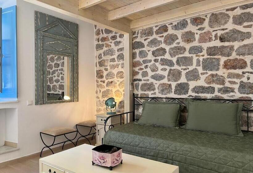 Люкс, Portadelmare Deluxe Suites